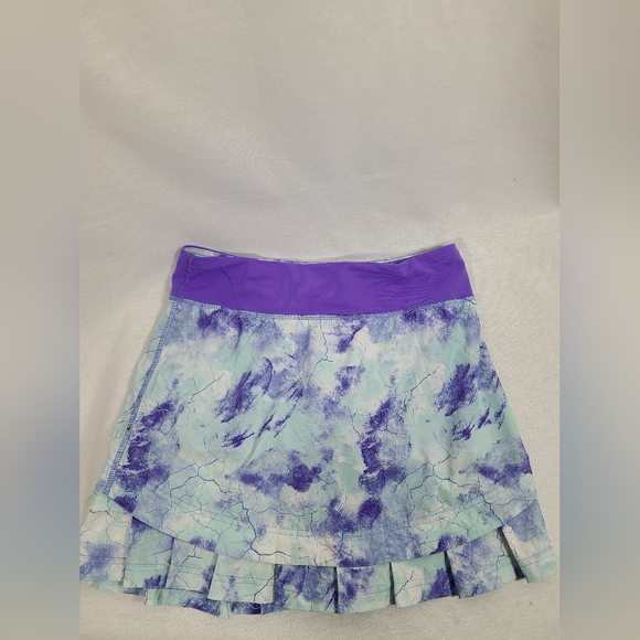 Kids Lululemon  IVIVVA skirt with shorts- Size 14 - Picture 3 of 4